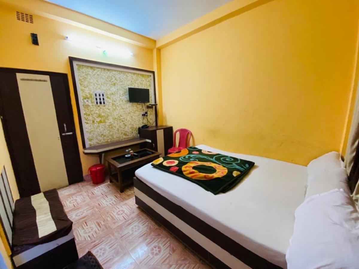 Staymaker Hotel Prerana Tarapith Εξωτερικό φωτογραφία